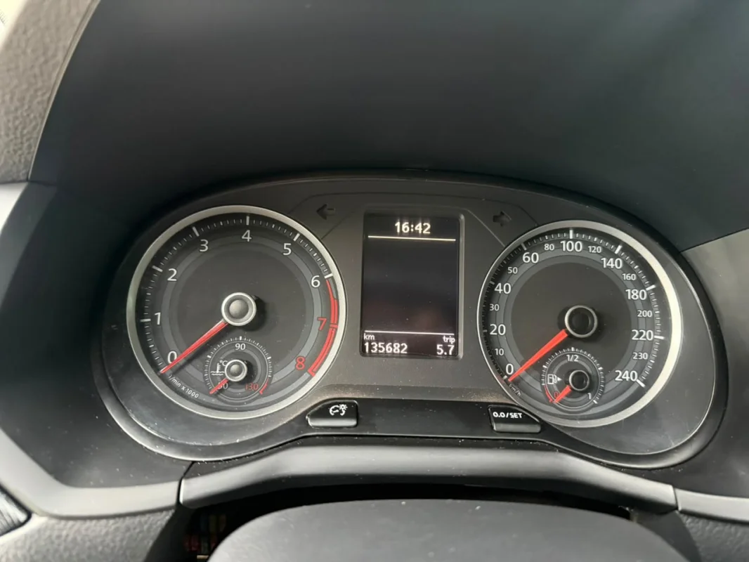 Saveiro TrendLine 1.6 Completo MANUAL 2019 - Imagem 8