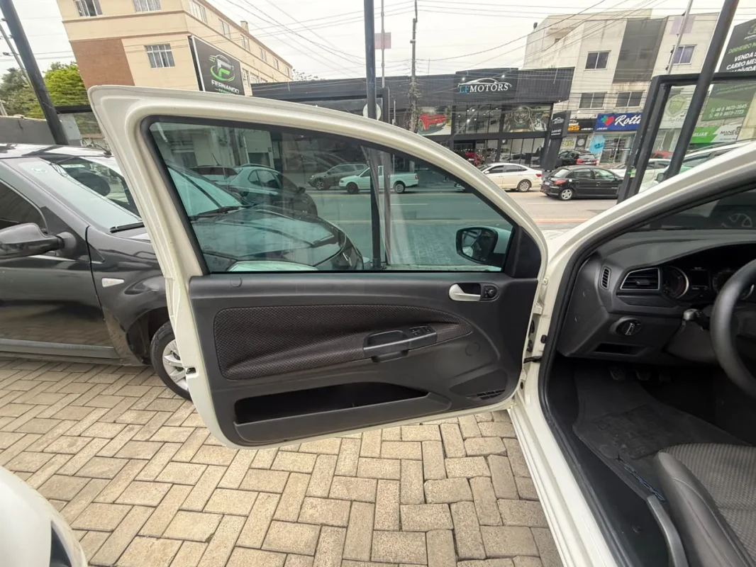 Saveiro TrendLine 1.6 Completo MANUAL 2019 - Imagem 10