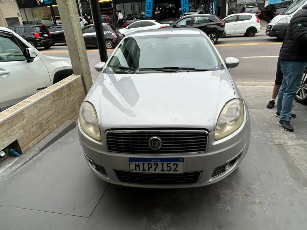 Linea HLX 1.8 Completo MANUAL 2011 - Imagem 2