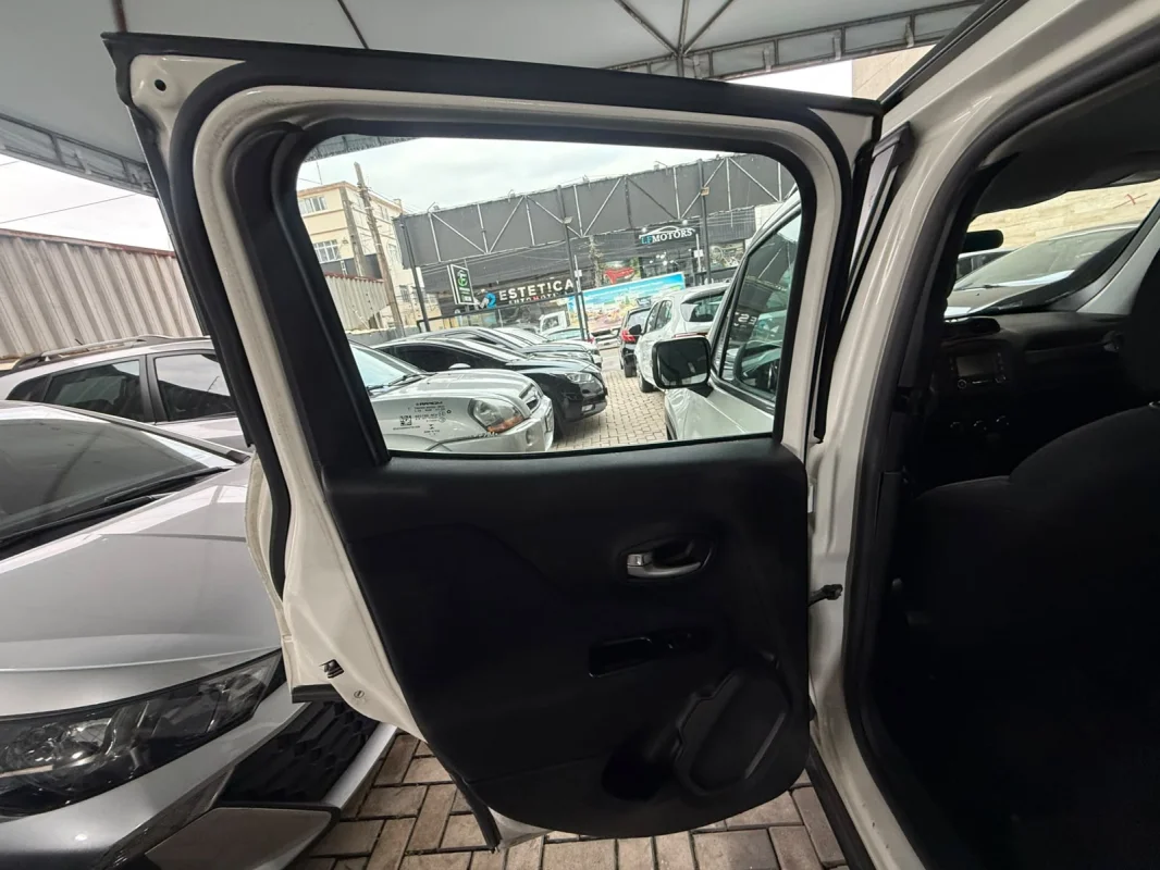 Renegade Sport 1.8 4x2 Completo AUTOMÁTICO 2021 - Imagem 11