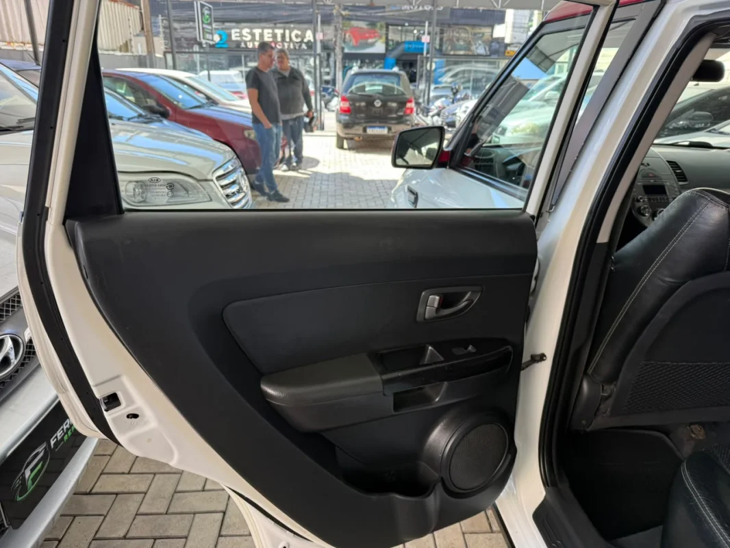 Kia Soul 1.6 Flex Mec. 2011 - Imagem 13