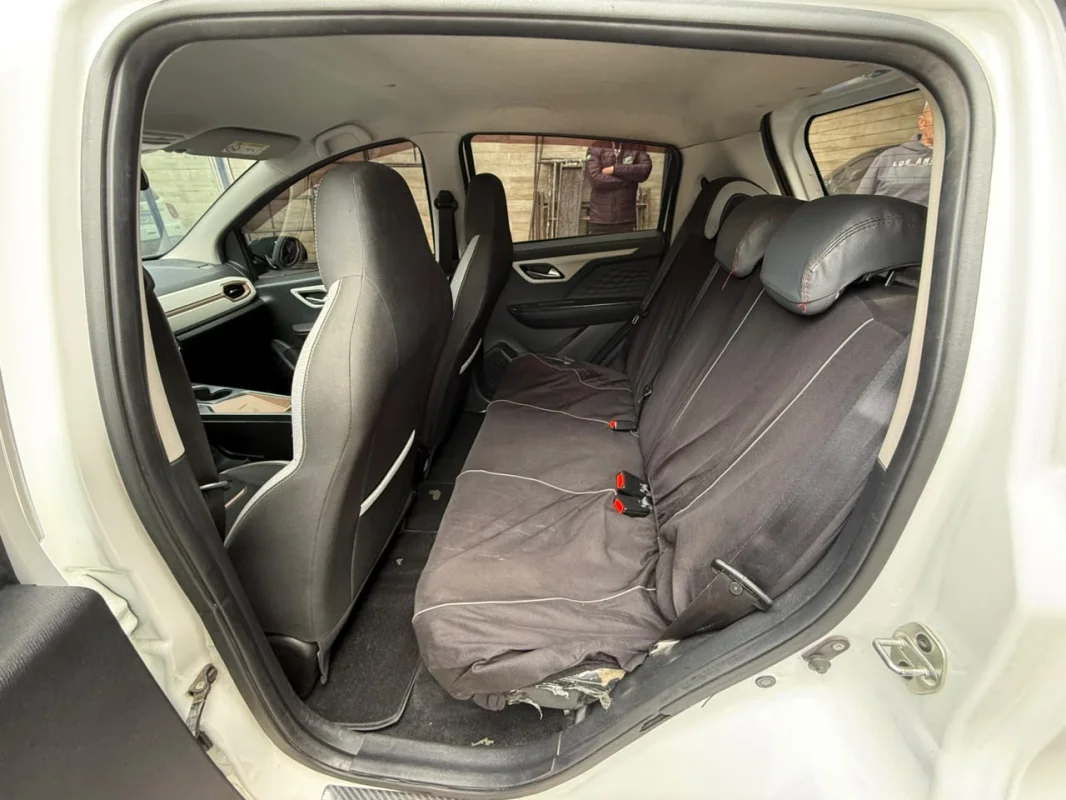 Jac E-JS1 Elétrico 2025 - Imagem 8
