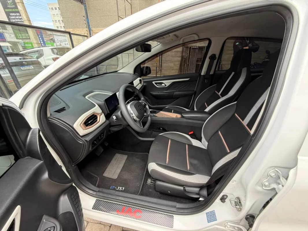Jac E-JS1 Elétrico 2025 - Imagem 10