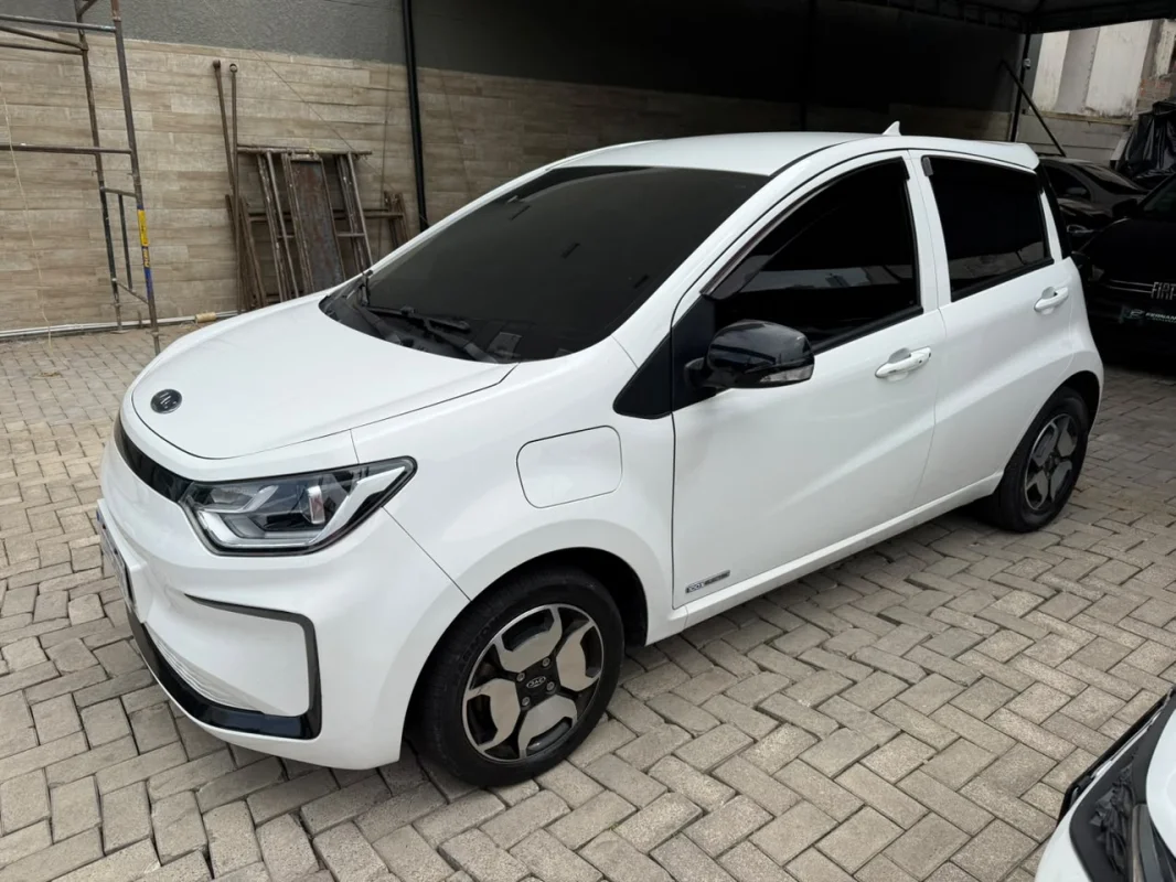 Jac E-JS1 Elétrico 2025 - Imagem 4