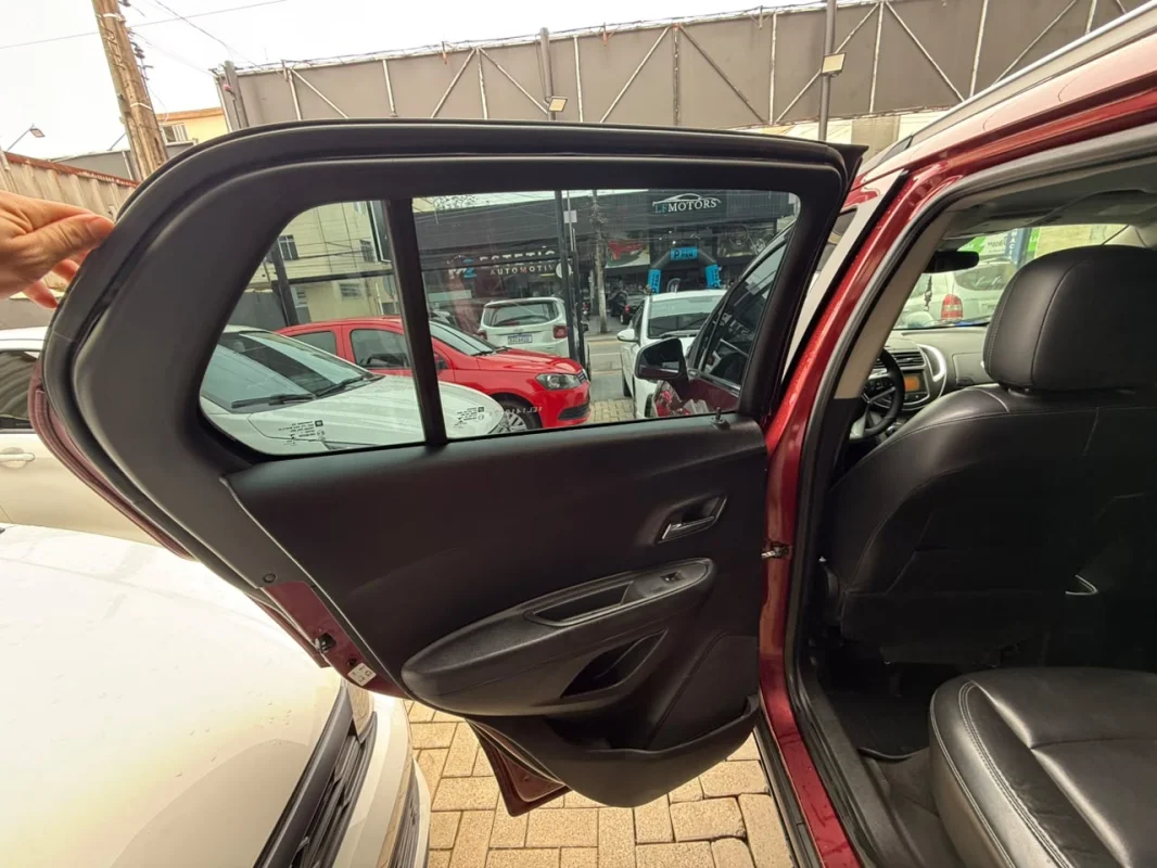 Tracker LTZ 1.8 4X2 Completo AUTOMÁTICA 2014 - Imagem 14