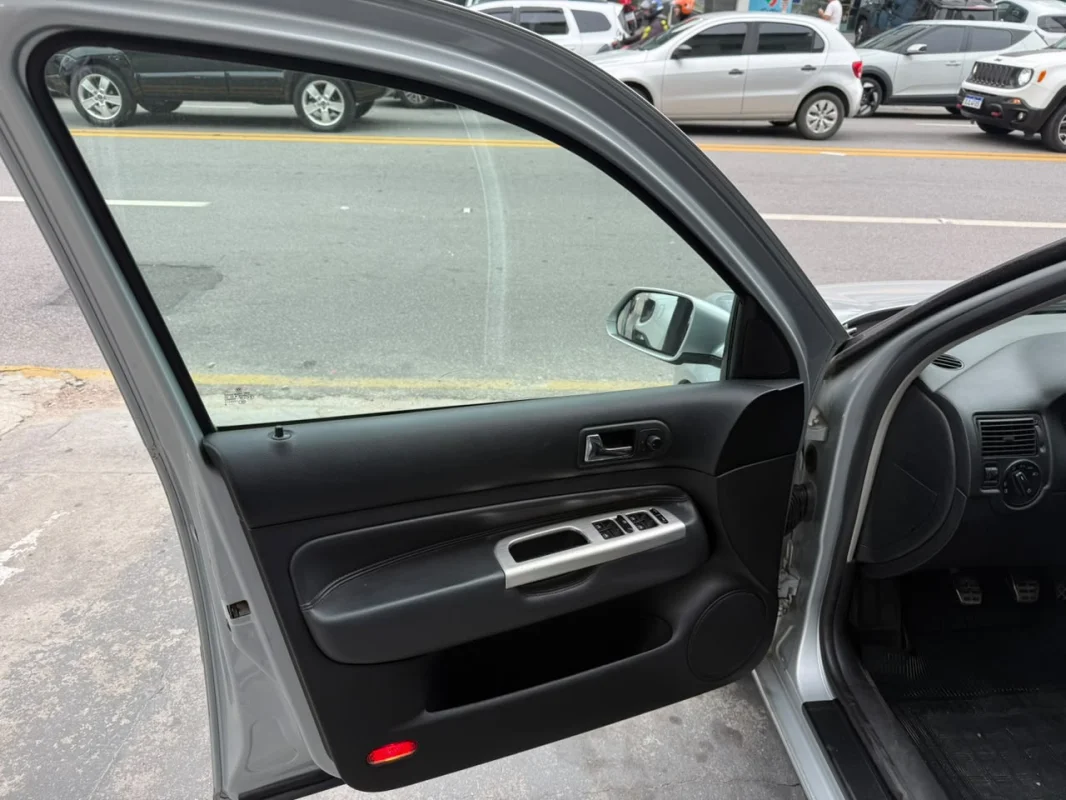 Golf Sportline 1.6 Mi Total Flex 2010 - Imagem 14