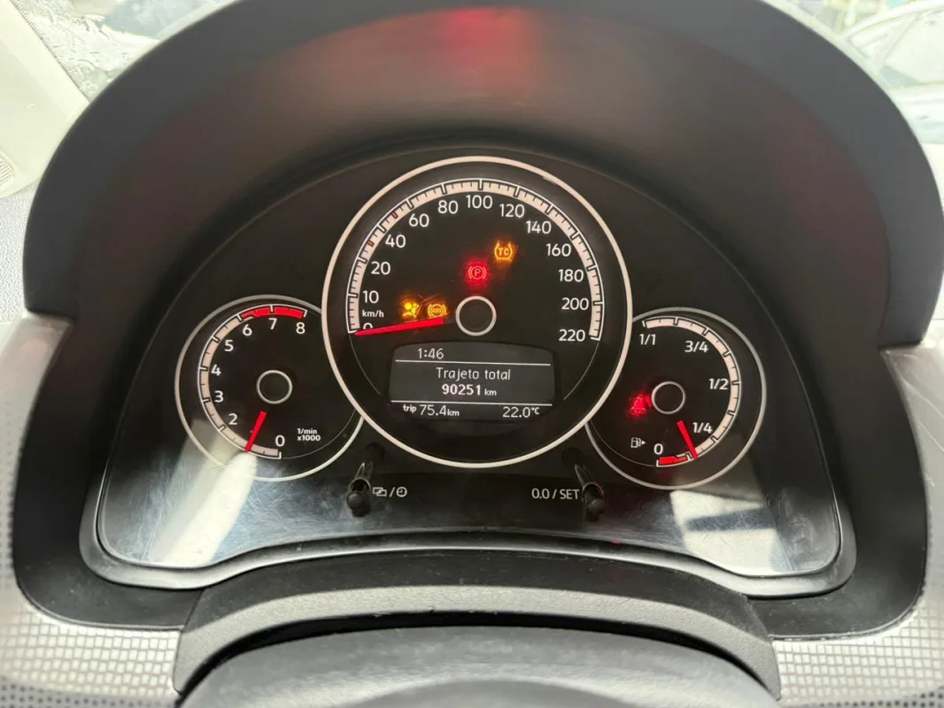 Up Cross 1.0 TSI Flex Mec. Completo 2018 - Imagem 9