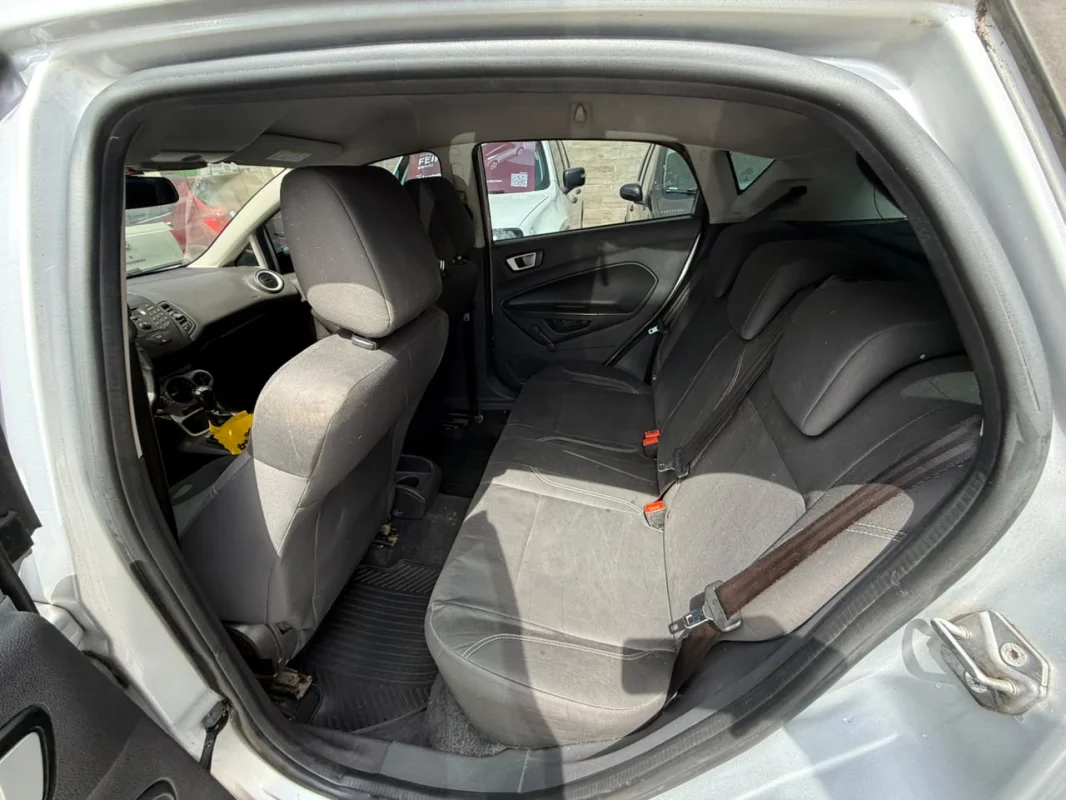 Fiesta SE 1.6 Completo MANUAL 2017 - Imagem 8