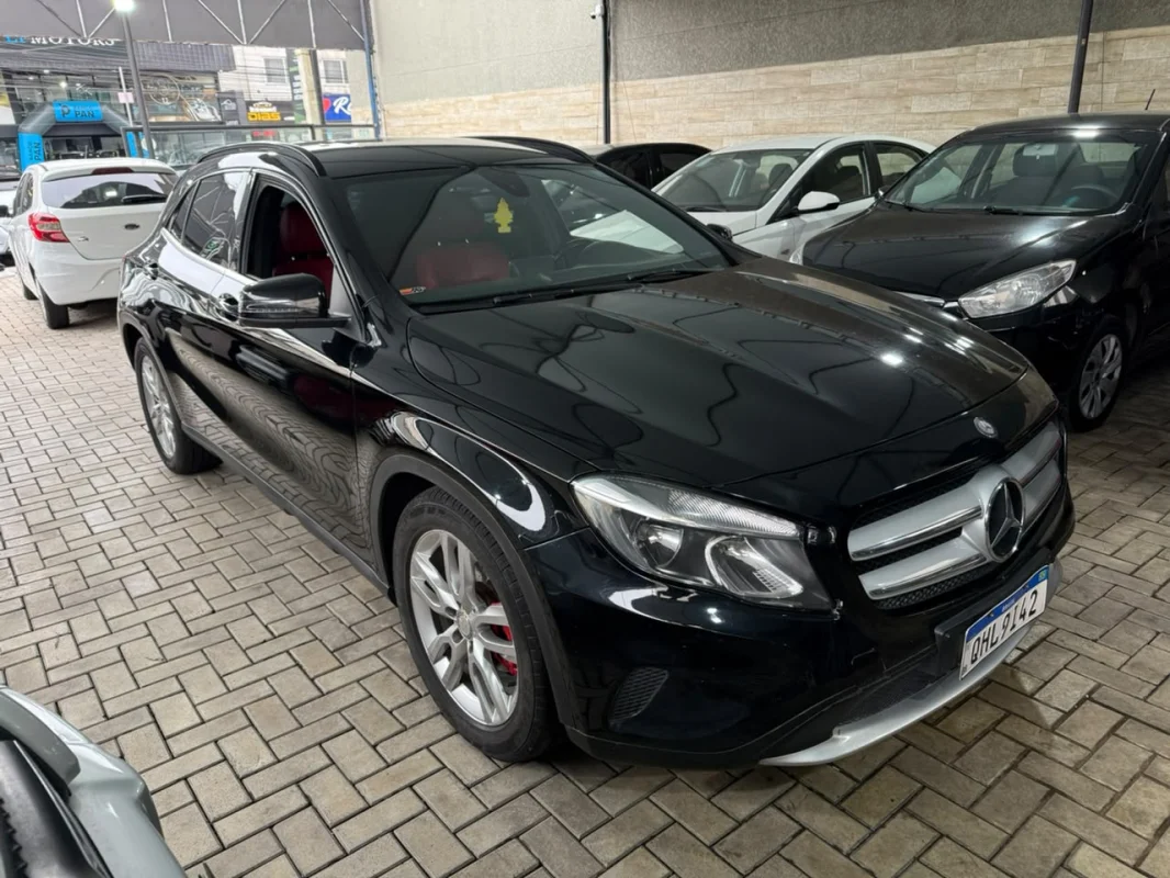Mercedes GLA 200 1.6 aut 2015