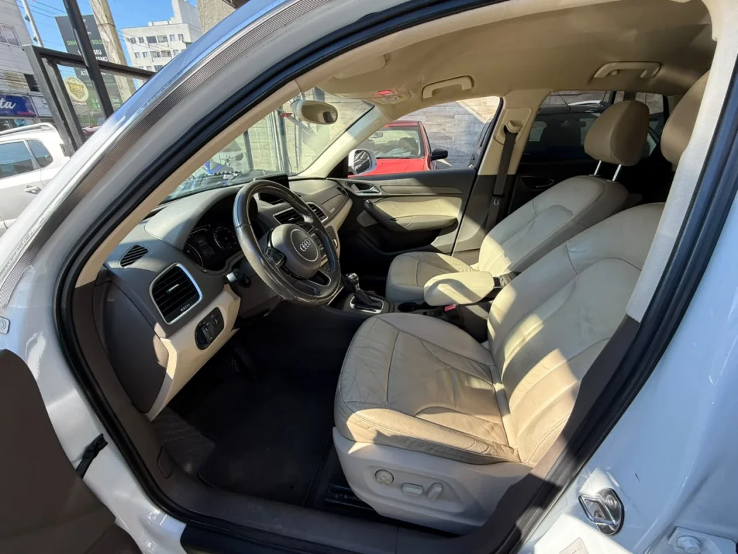 Q3 2.0 TFSI Completo AUTOMÁTICO 2015 - Imagem 10