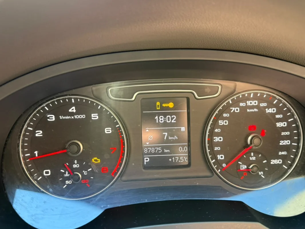 Q3 2.0 TFSI Completo AUTOMÁTICO 2015 - Imagem 9