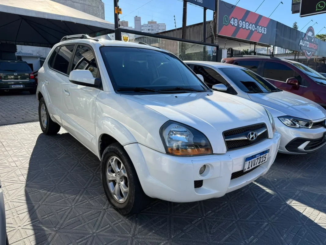 Tucson 2.0 AUTOMÁTICO Completo 2015 GNV