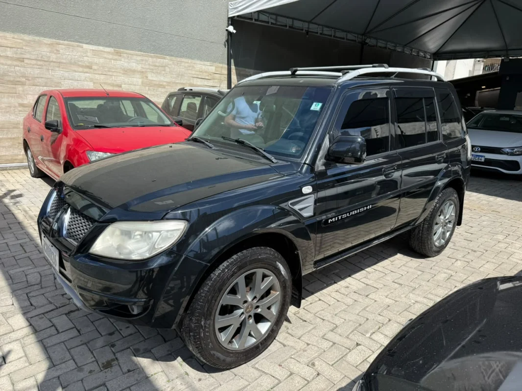 Pajero TR4 2.0 4X2 Completo AUTOMÁTICO 2014 - Imagem 4