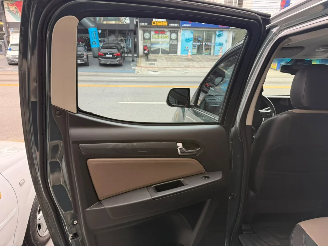 S10 HC 4x4 2.8 Diesel Aut. 2025 - Imagem 15