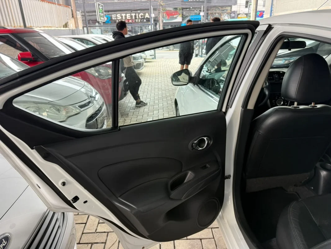 Versa SL 1.6 Aut. 2017 - Imagem 14