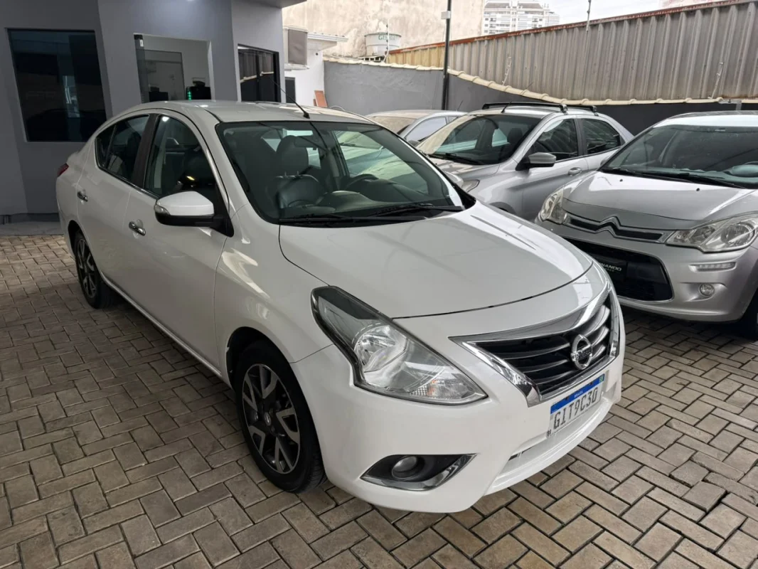 Versa SL 1.6 Aut. 2017