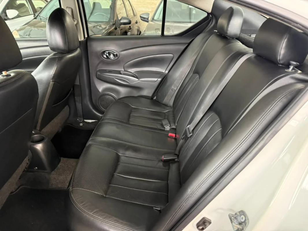 Versa SL 1.6 Aut. 2017 - Imagem 8