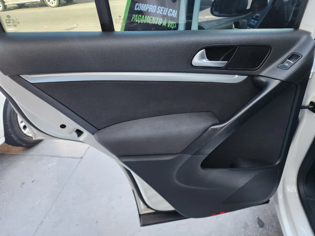 Tiguan 2.0 TSI Completo Automático 2014 - Imagem 11
